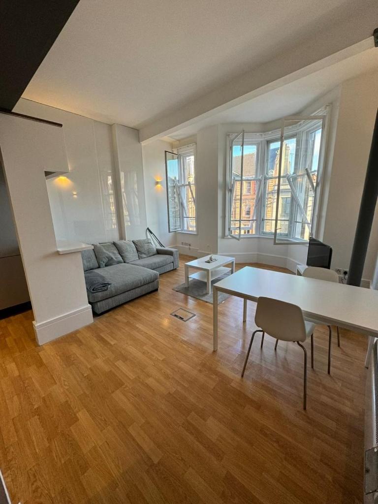 Hepworth Chambers - 2 Bedroom Apartment ليدز المظهر الخارجي الصورة